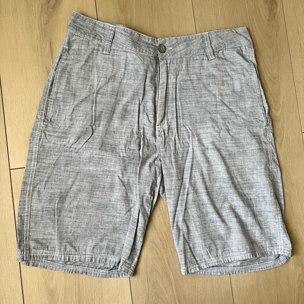 BKE by Buckle Men’s Shorts Grey 34